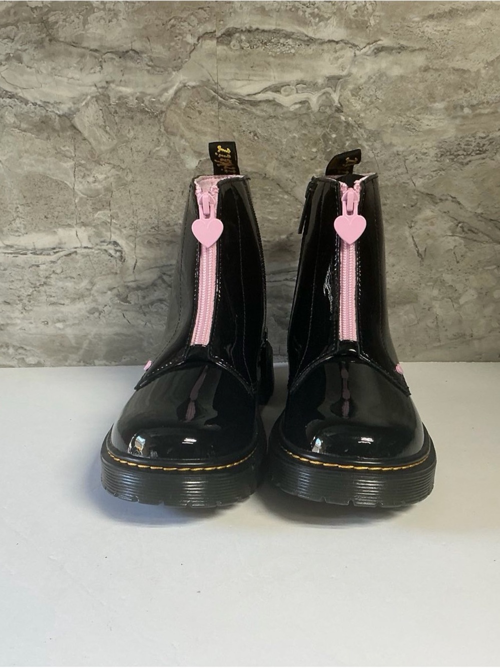 Dr. Martens JUNIOR HEART NAPPA PATENT LEATHER PULL-ON BOOTS - Picture 10 of 12